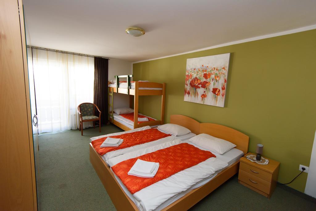 Penzion Vila Bistrica Bohinjska Bistrica Exterior foto